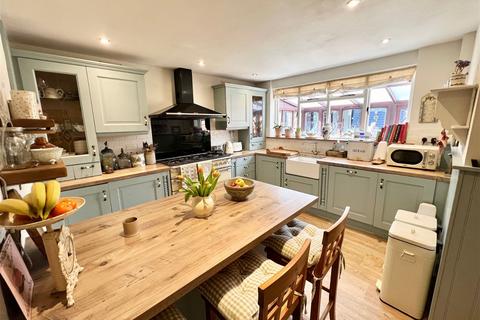 4 bedroom detached house for sale - The Common, Stuston, Diss, Suffolk, IP21 4AB