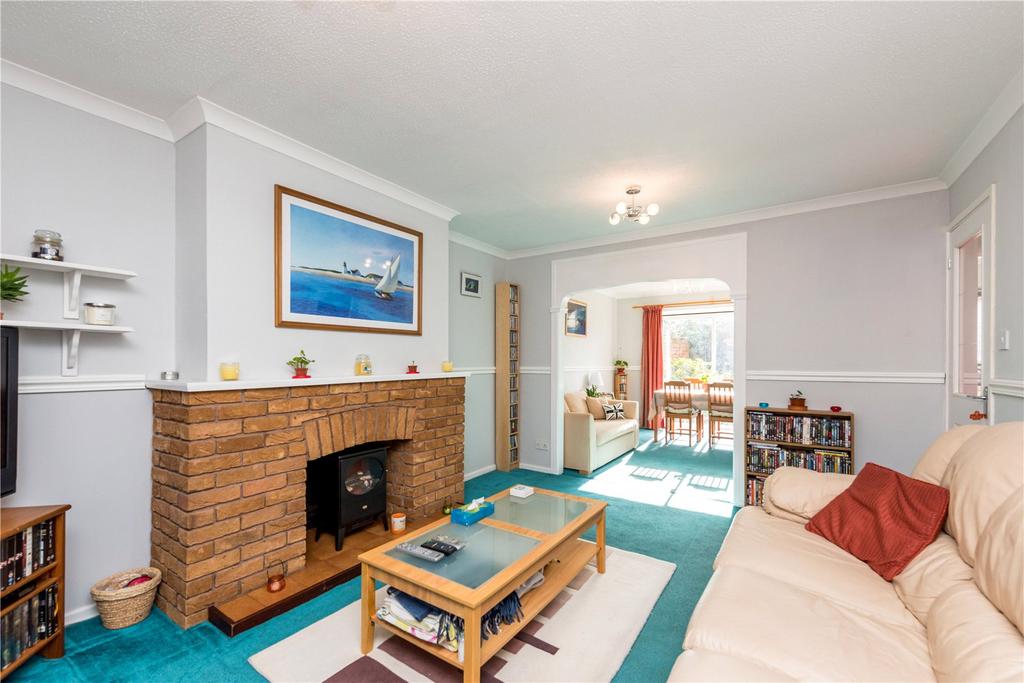 Penshaw Close, Pendeford, Wolverhampton, Wets Midlands, WV9 3 bed semi