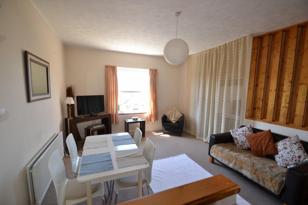 Swanage 1 bed flat to rent £900 pcm (£208 pw)