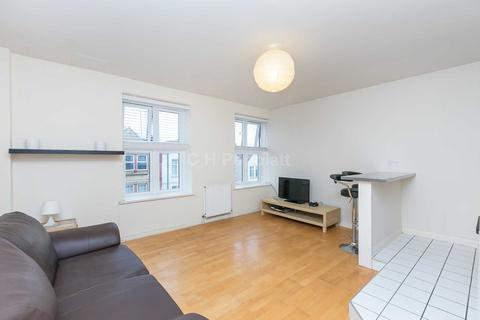 2 bedroom apartment to rent, Crewys Road, Childs Hill, NW2