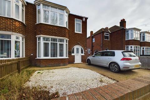 4 bedroom semi-detached house for sale, Raby Road, Redcar