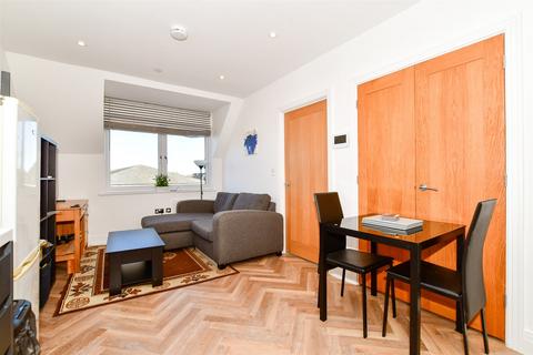 1 bedroom flat for sale, Cleeve Road, Leatherhead, Surrey