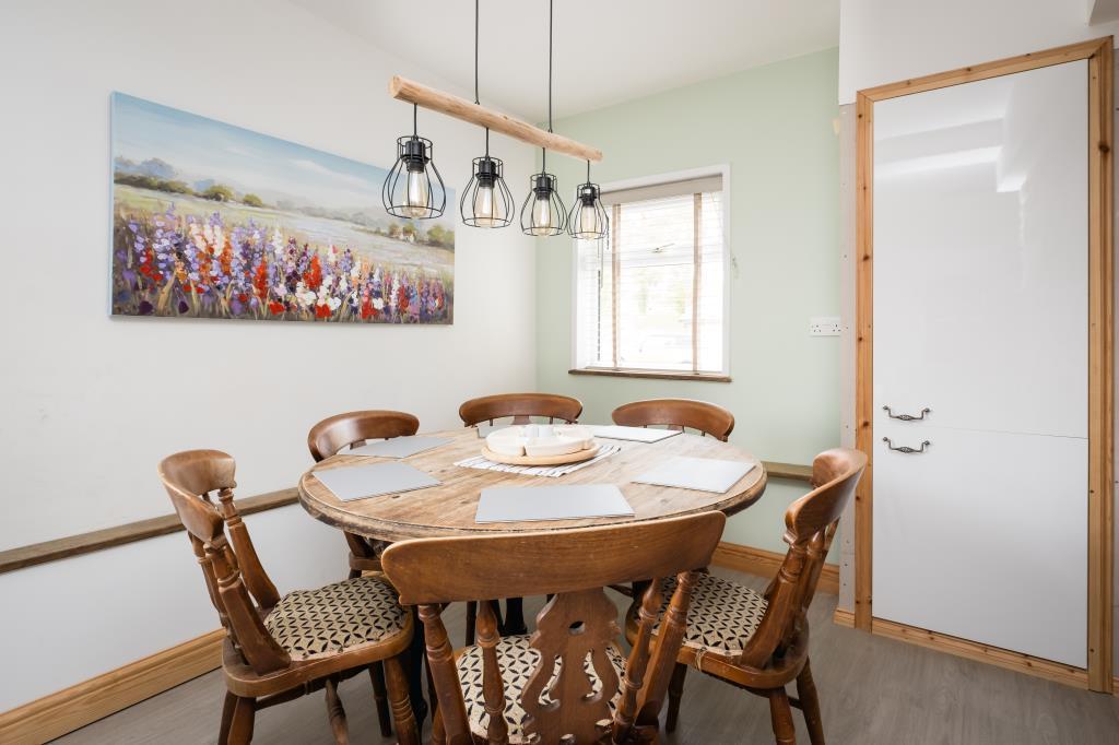 Stoke Prior, Herefordshire, HR6 6 bed detached house for sale £540,000