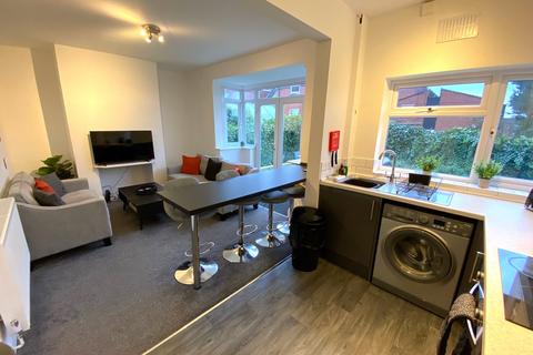 undefined, Poplar Grove, Newcastle-under-Lyme, ST5