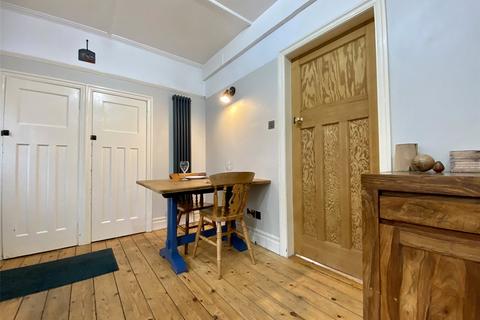 5 Burncroft, Hexham, NE46 2EN