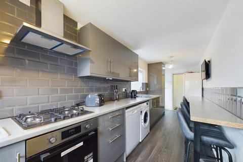 1 bedroom in a house share to rent, 97 Sapling Road, Bolton, BL3