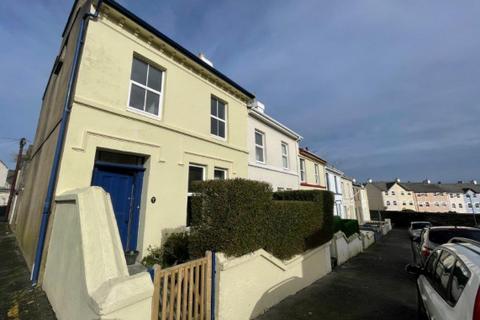 4 bedroom house to rent, Grafton Street, Douglas, IM2 3HD