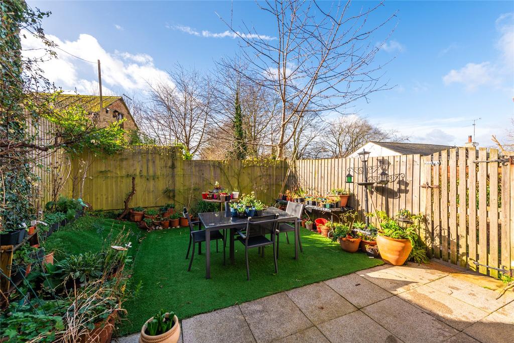 Courtyard Garden