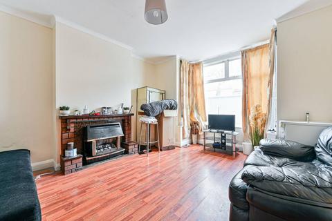 3 bedroom end of terrace house for sale, Ladbrook Road, South Norwood, London, SE25