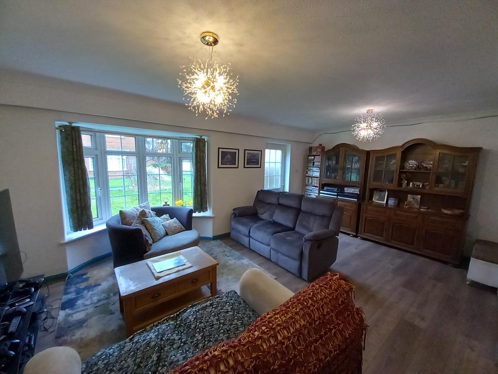 Glantraeth, Bangor LL57 3 bed terraced house for sale £219,950