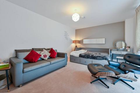 11 Billinghurst Way, London, SE10 0XP