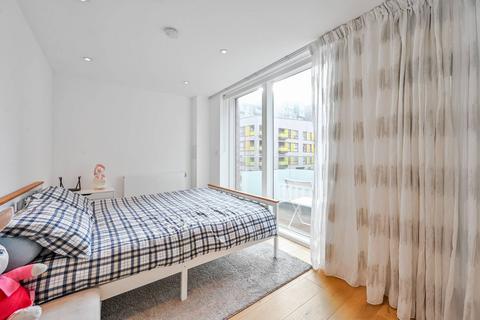 11 Billinghurst Way, London, SE10 0XP