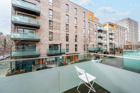 11 Billinghurst Way, London, SE10 0XP