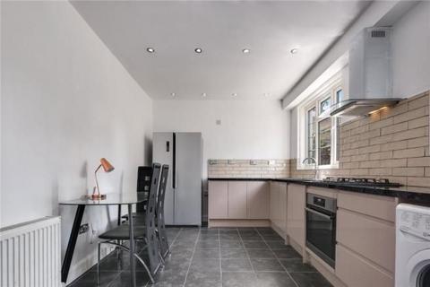 1 bedroom in a house share to rent - Limehouse, London, E14 7RA