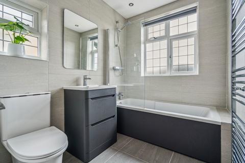 33 Rickmansworth Road, Pinner, HA5 3TE