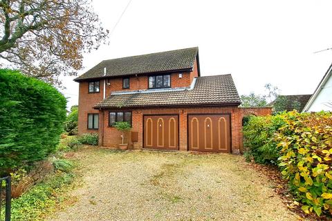 4 bedroom detached house for sale, Barton Court Avenue