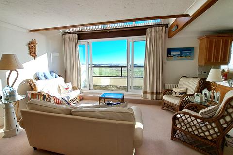 2 bedroom apartment for sale, Barton on Sea