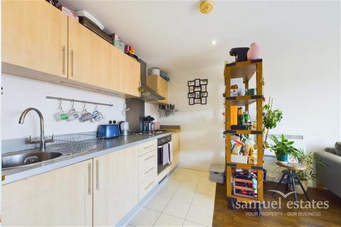 2 bedroom flat for sale, Lawrie House, Durnsford Road, Wimbledon, SW19