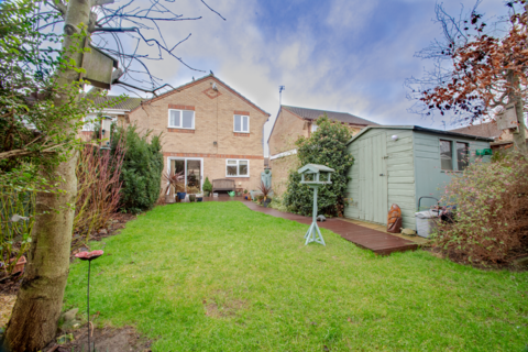 9 Caldbeck Close, Gunthorpe, Peterborough, PE4 7NE