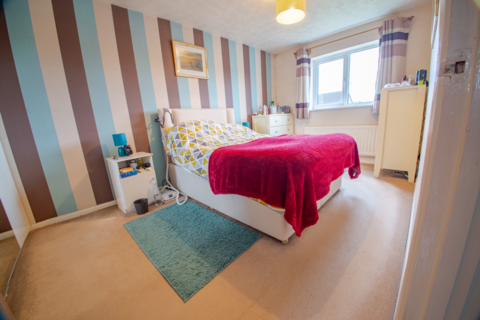 9 Caldbeck Close, Gunthorpe, Peterborough, PE4 7NE