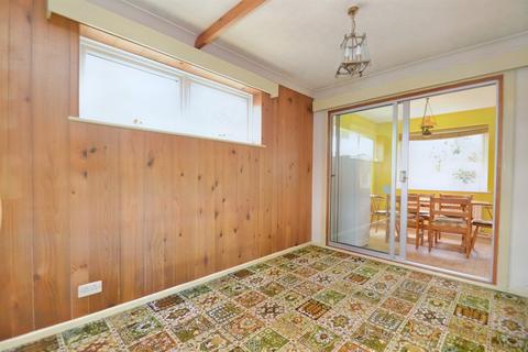 49 Lancaster Drive, Broadstone, BH18 9EH