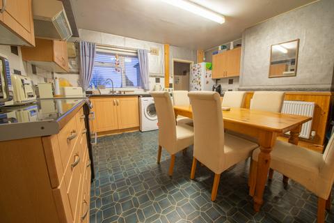 32 Belsize Avenue, Peterborough, PE2 9JA