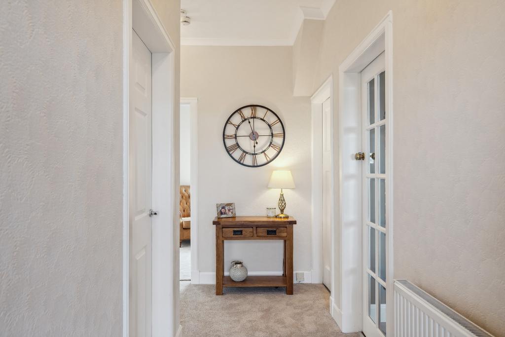 Evan Drive, Giffnock, East Renfrewshire, G46 6NN 3 bed detached