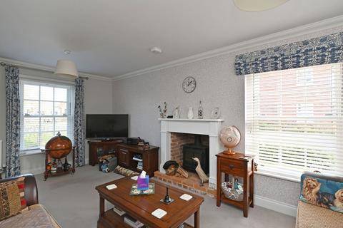 2 Briscoe Way, Framlingham, Woodbridge, IP13 9JZ
