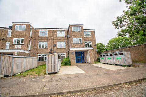 29 Thistle Drive, Peterborough, PE2 8HU