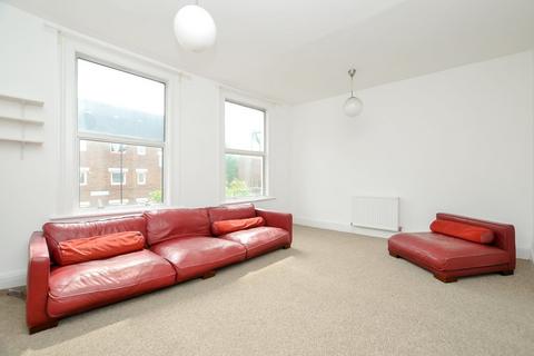 3 bedroom flat to rent, Nevill Road, Stoke Newington
