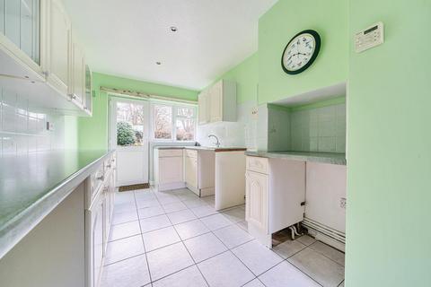 2 bedroom detached bungalow for sale, Chipping Norton,  Oxfordshire,  OX7