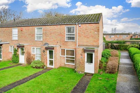 33 Ayelands, New Ash Green, Longfield, DA3 8JN