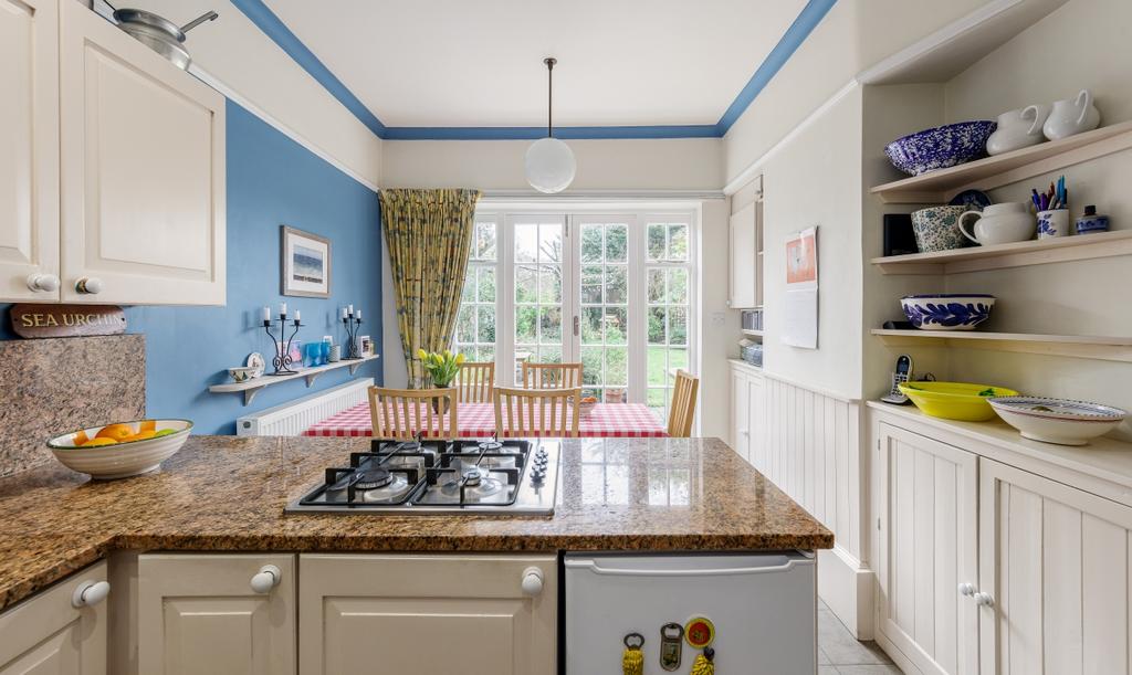 Kitchen 1