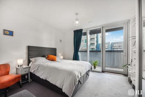 2 bedroom apartment for sale, Highland Street London E15