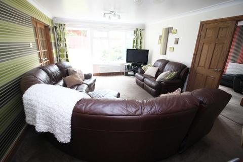 4 bedroom detached house for sale, Raven Road, Walsall WS5