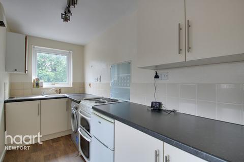 2 bedroom apartment for sale, Collingwood Avenue, Newport