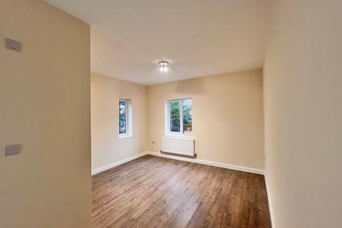 1 bedroom flat to rent - High Street South, E6 3PD