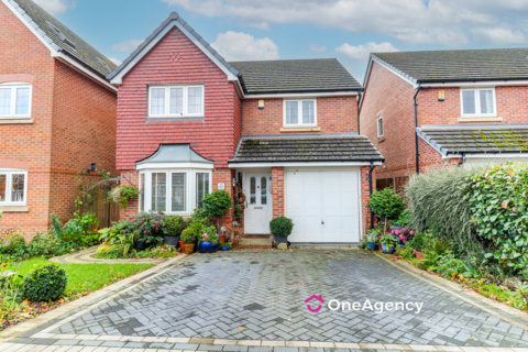 4 bedroom detached house for sale, Galingale View, Newcastle-under-Lyme ST5