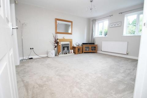 3 bedroom detached house to rent, Summerside Avenue, Cheslyn Hay WS12