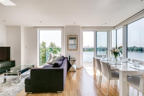 3 bedroom flat to rent, Riverside Apartments, Goodchild Road, London