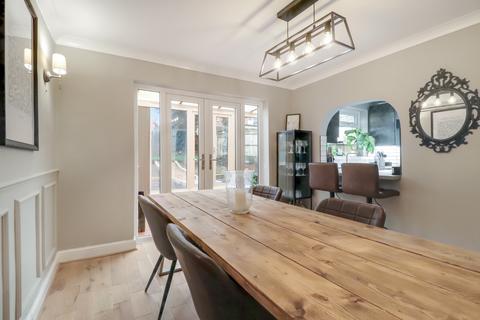 23 Rydes Hill Road, Guildford, GU2 9SS