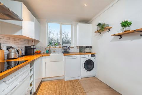 1 bedroom flat for sale, Petherton Road, Highbury, Islington, London