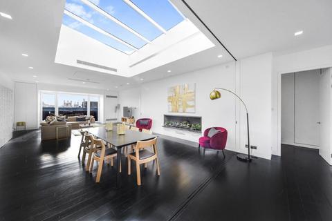 2 bedroom penthouse for sale, Market Place Fitzrovia W1W