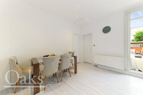 3 bedroom end of terrace house for sale, Oakley Road, South Norwood