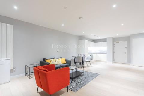 2 bedroom apartment to rent, Summerston House, 51 Starboard Way, Royal Docks, E16