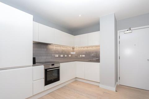 2 bedroom apartment to rent, Summerston House, 51 Starboard Way, Royal Docks, E16