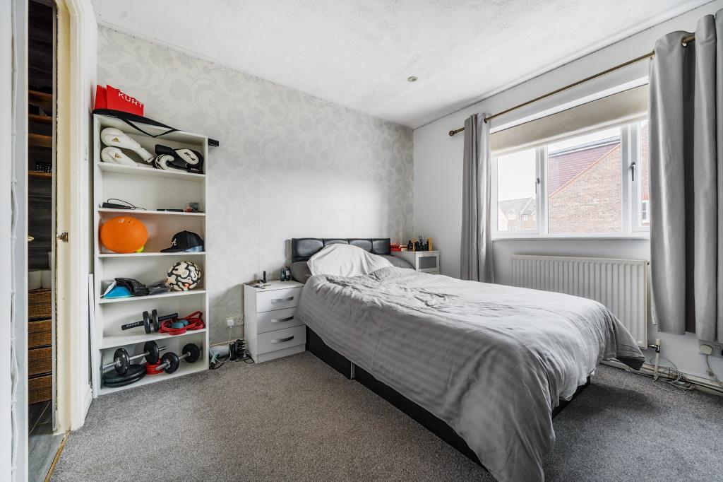 New Southgate, London, N11 4 bed link detached house for sale £945,000