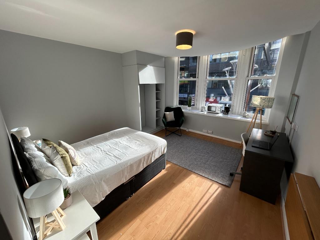 House in Glasgow - View 2