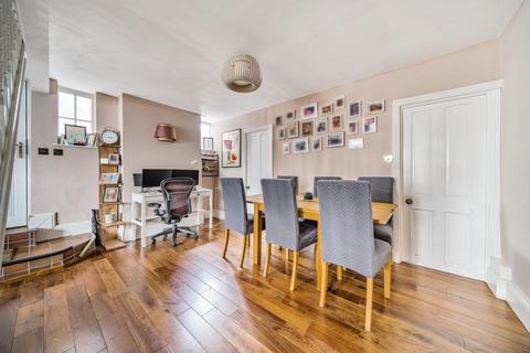 2 bedroom end of terrace house for sale, Plymouth Road, Bromley