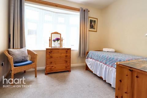 3 bedroom semi-detached bungalow for sale, Ravens Way, Burton-On-Trent